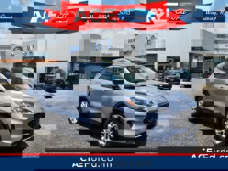 Certified 2022 Ford Escape SE w/ Cold Weather Package image 1