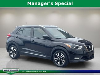 Used 2020 Nissan Kicks SR image 1