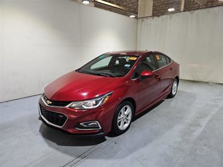 Used 2018 Chevrolet Cruze LT w/ Convenience Package image 1
