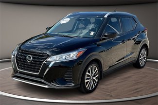 Certified 2021 Nissan Kicks SV image 1