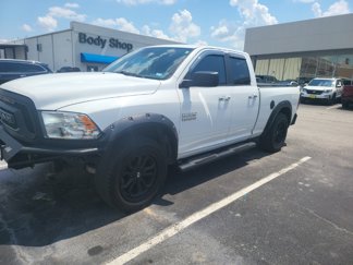 Used 2018 RAM 1500 Classic SLT image 1