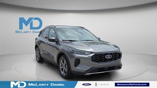 New 2025 Ford Escape ST-Line w/ Tech Pack #1 image 1
