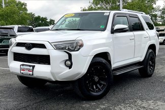 Used 2014 Toyota 4Runner 4WD image 1