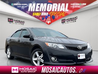 Used 2012 Toyota Camry image 1