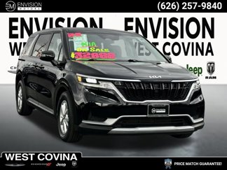 Used 2023 Kia Carnival LX image 1