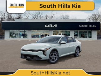 New 2025 Kia K4 LXS image 1
