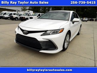Used 2021 Toyota Camry LE image 1