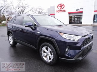 Used 2020 Toyota RAV4 XLE image 1
