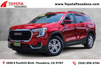 Used 2022 GMC Terrain SLE w/ Driver Convenience Package image 1