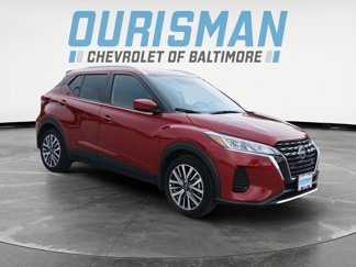 Used 2022 Nissan Kicks SV image 1