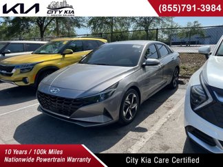 Used 2023 Hyundai Elantra SEL w/ Convenience Package image 1