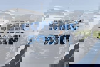Used 2020 Ford Fusion SE image 1