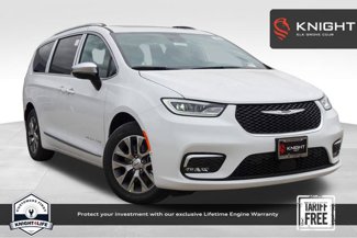 New 2025 Chrysler Pacifica Pinnacle image 1
