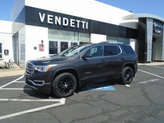 Used 2018 GMC Acadia SLT w/ LPO, Floor Liner Package image 1