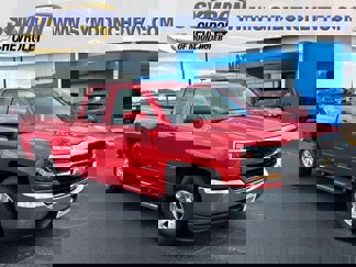 Used 2018 Chevrolet Silverado 1500 LT image 1