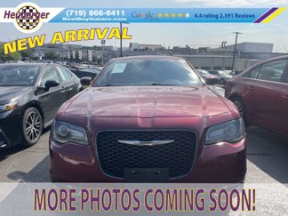 Used 2018 Chrysler 300 S image 1