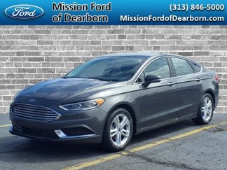 Used 2018 Ford Fusion SE w/ Fusion SE Technology Package image 1