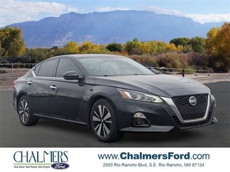 Used 2022 Nissan Altima 2.5 SL image 1