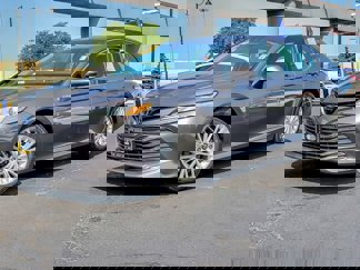 Used 2018 Toyota Camry XLE image 1