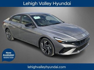 New 2025 Hyundai Elantra Sport image 1