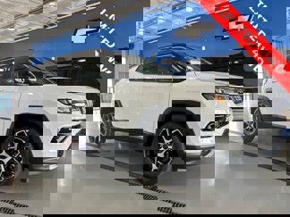 New 2025 Jeep Compass Limited image 1