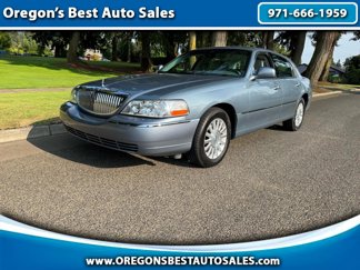 Used 2004 Lincoln Town Car Signature image 1