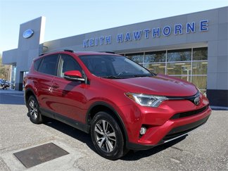 Used 2017 Toyota RAV4 XLE image 1