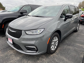 New 2025 Chrysler Pacifica Select image 1