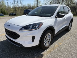 Used 2022 Ford Escape SE w/ Cold Weather Package image 1