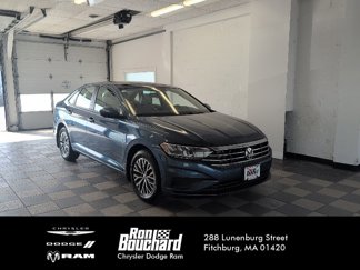 Used 2019 Volkswagen Jetta SE w/ Cold Weather Package image 1