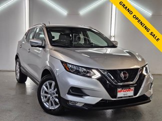 Certified 2022 Nissan Rogue Sport SV w/ Technology Package image 1