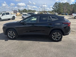 Used 2025 Chevrolet Trax LT image 1