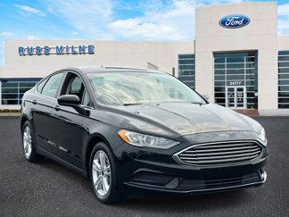 Used 2018 Ford Fusion SE w/ Fusion SE Technology Package image 1