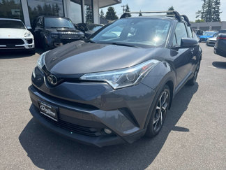 Used 2018 Toyota C-HR XLE image 1