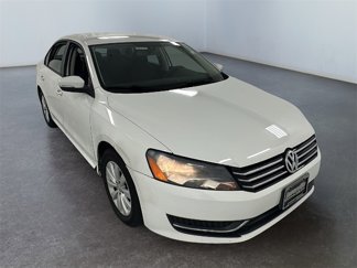 Used 2013 Volkswagen Passat 2.5 S image 1
