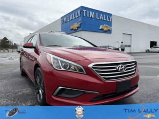 Used 2017 Hyundai Sonata SE image 1