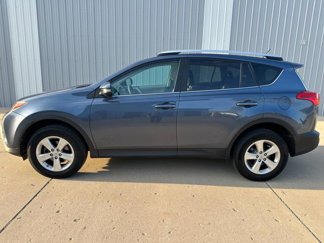Used 2013 Toyota RAV4 XLE image 1