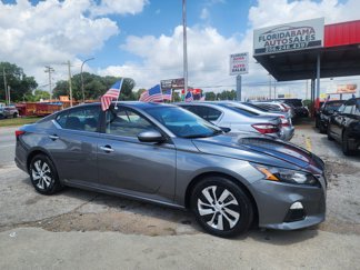 Used 2022 Nissan Altima 2.5 S image 1