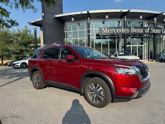 Used 2024 Nissan Pathfinder SL w/ Cargo Package image 1