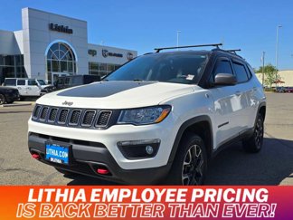 Used 2019 Jeep Compass Trailhawk image 1