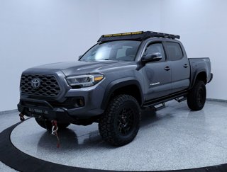 Used 2020 Toyota Tacoma TRD Off-Road image 1