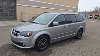 Used 2017 Dodge Grand Caravan GT image 1