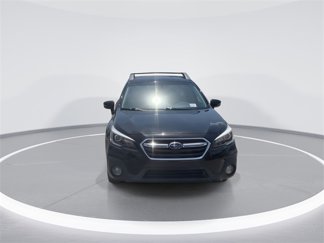 Used 2018 Subaru Outback 3.6R Limited image 1