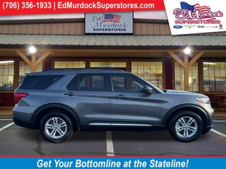 Used 2022 Ford Explorer XLT image 1