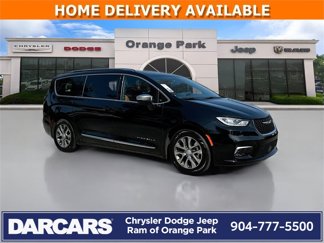 New 2025 Chrysler Pacifica Pinnacle image 1