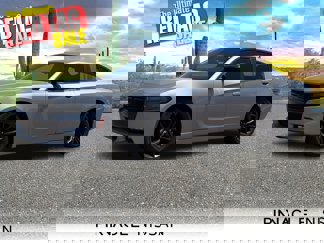 Used 2016 Dodge Charger SXT w/ Blacktop Package image 1