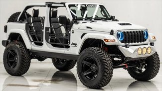 Used 2025 Jeep Wrangler Unlimited Sport image 1