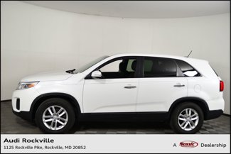 Used 2015 Kia Sorento LX image 1