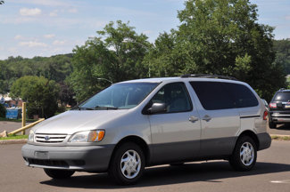 Used 2002 Toyota Sienna LE image 1