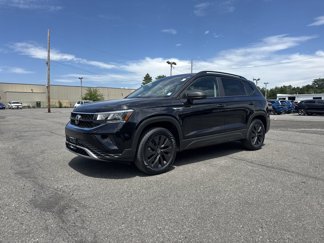 Certified 2022 Volkswagen Taos S image 1